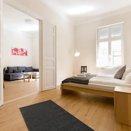 Kresz Geza 29 Westend Station 2 Bedrooms+living Ac * Boedapest