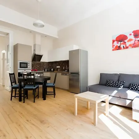 Lägenhet Kresz Geza 29 Westend Station 2 Bedrooms+living Ac